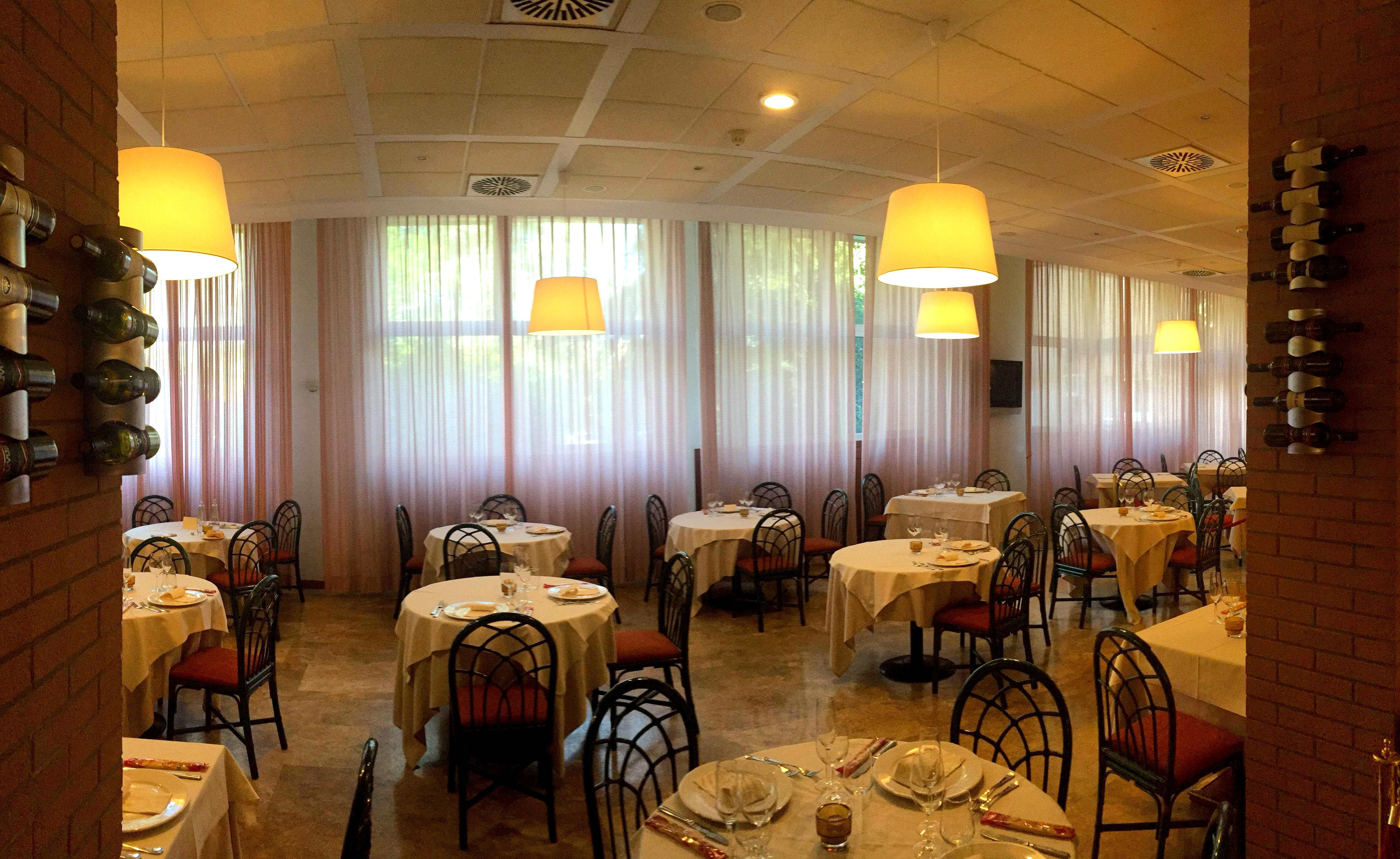 Hilton Garden Inn Bologna North Quarto Inferiore Exterior photo