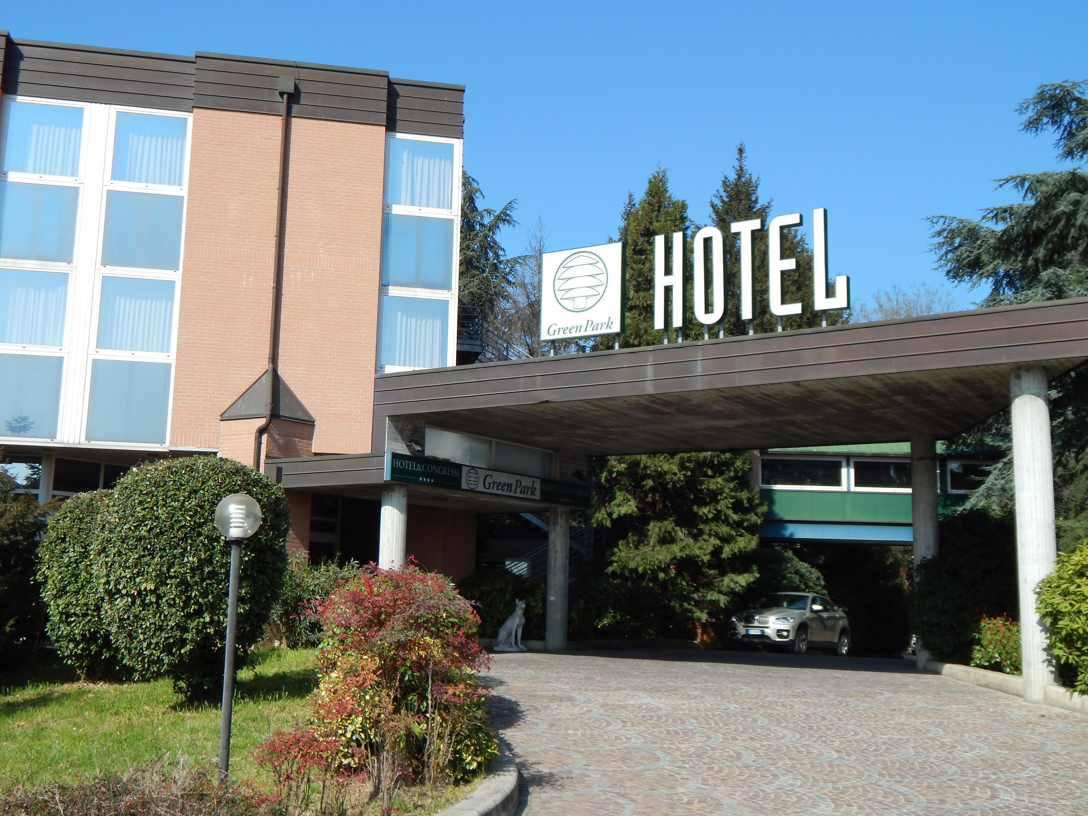 Hilton Garden Inn Bologna North Quarto Inferiore Exterior photo